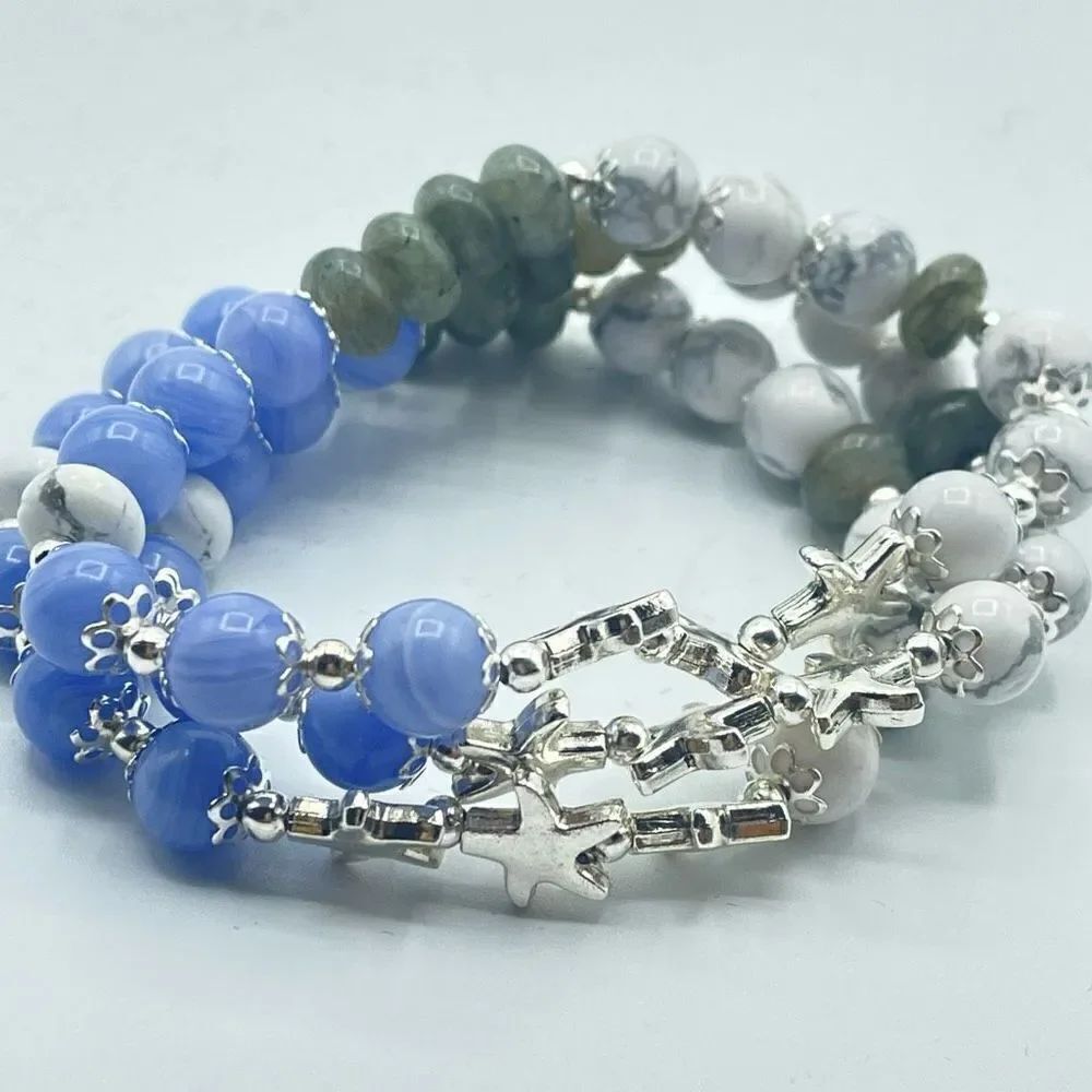 Starfish ocean beaded stretch bracelet ONE NEW blue lace agate howlite labradori